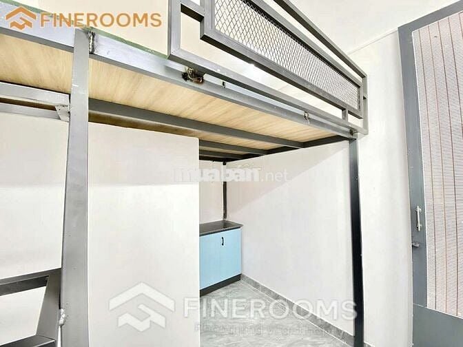 ĐI BỘ QUA IUH CHỈ 200M HƠN PHÒNG CÓ GÁC CỬA SỔ KỆ BẾP BỒN RỬA WC RIÊNG