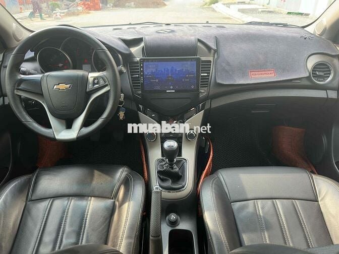 Chevrolet Cruze số sàn 2017 – Xe gia đình chuẩn