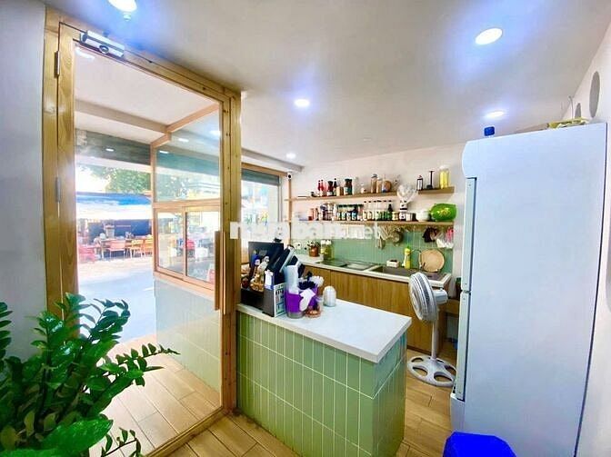 Mặt bằng 385 Nguyễn Trọng Tuyển(gần chợ Phạm Văn Hai)
