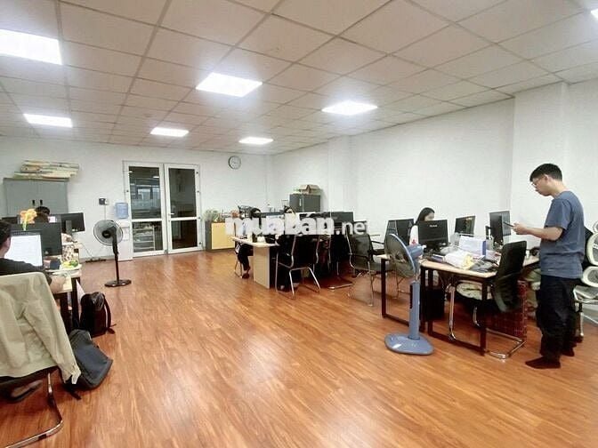 CHO THUÊ VĂN PHÒNG TRẦN THÁI TÔNG – 120m² CHỈ 22 TRIỆU/THÁNG