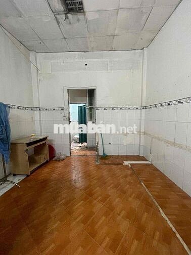 Cho thuê Nhà mặt tiền ngay ngã ba Trường Chinh Âu Cơ