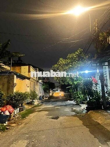 Cho Thuê Nhà 1 trẹt 2 lầu 3 pn 3wc đường 8m kdc an ninh sạch đẹp