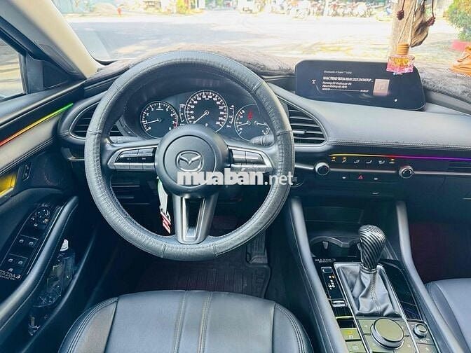 Mazda 3 2023 1.5L Deluxe