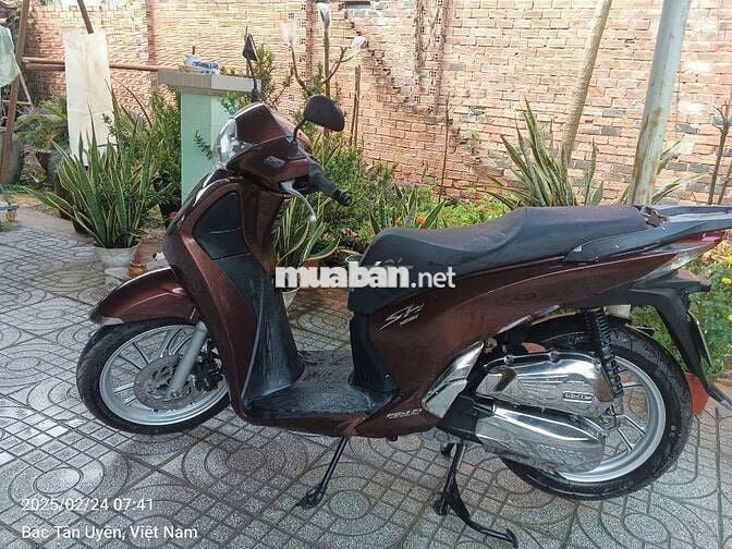 Chính chủ cần bán SH 125i zin