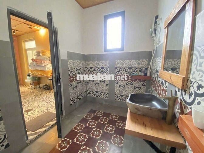 BIỆT THỰ 1500M2 SÂN VƯỜN RỘNG MÁT MẺ, SẴN HỒ BƠI NGAY TAM BÌNH THỦ ĐỨC