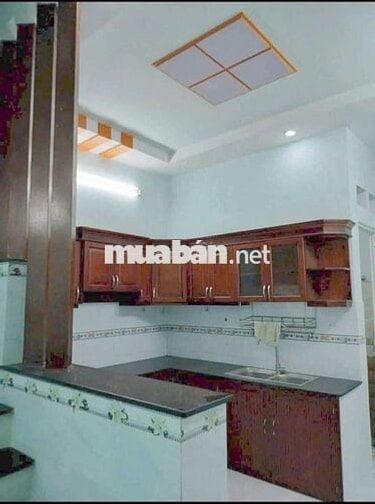 Nhà1 trệt 2 lầu sân thượng hẻm liên khu 4/5 BHH B bình tân