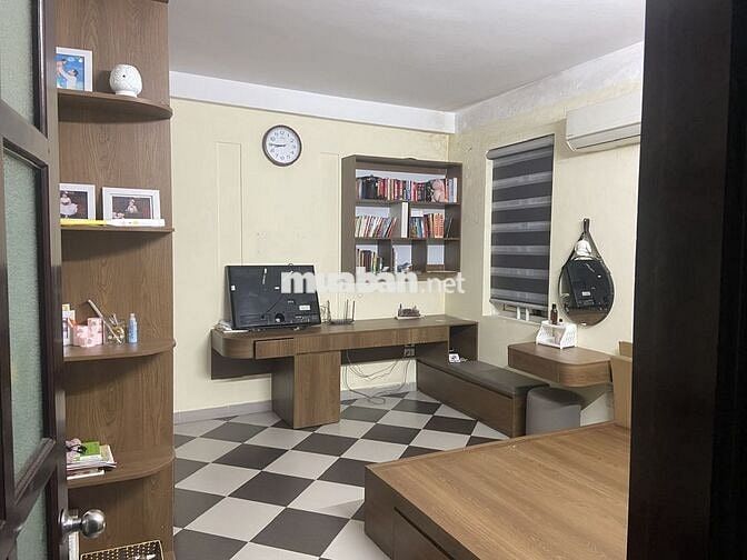 Nhà 70 m2 (3 phòng ngủ) Phố Phương Liệt, Thanh Xuân, Hà Nôi