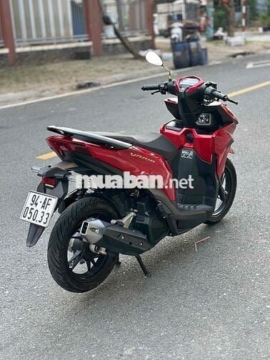 xe lướt 7000km