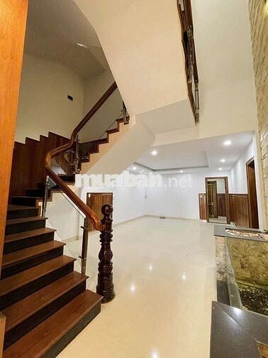CHO THUÊ NHÀ 3 TẦNG MẶT TIỀN VÕ CHÍ CÔNG – HÒA XUÂN