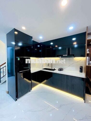Bán nhà trệt 4 lầu Đường số 1, 1 trục Lê Đức Thọ, hẻm 4m.