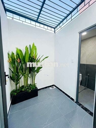 Bán nhà trệt 4 lầu Đường số 1, 1 trục Lê Đức Thọ, hẻm 4m.