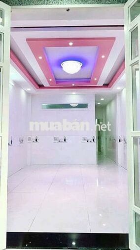 Nhà hai mặt hẻm, hẻm trước 4m hẻm sau 4m. 1 trệt+2 lầu+ST. 4PN + 4VS