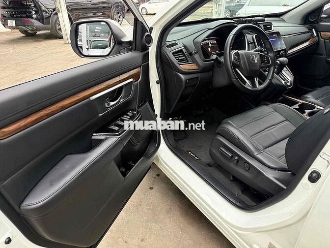 Honda CR V 2018 G - 30000 km Chủ Xe đi kĩ