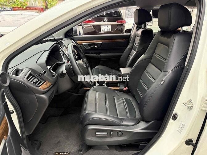 Honda CR V 2018 G - 30000 km Chủ Xe đi kĩ
