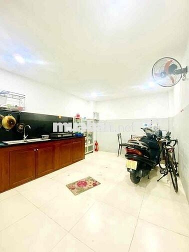 Bán nhà 5 tầng mới xây 8phòng cho thuê full thu nhập ổn định >20tr/Th