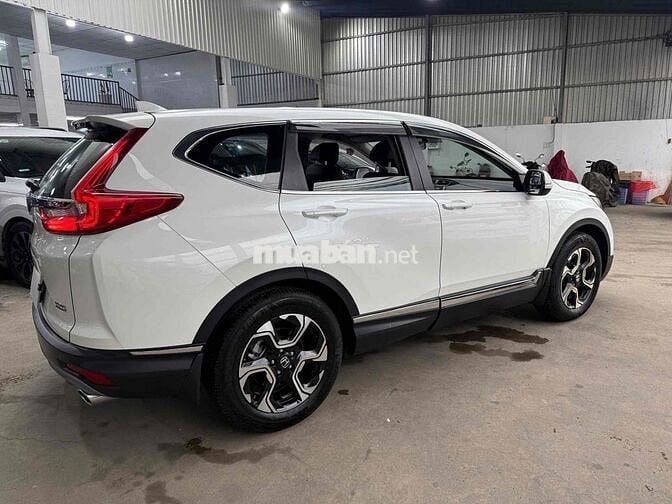 Honda CR V 2018 G - 30000 km Chủ Xe đi kĩ