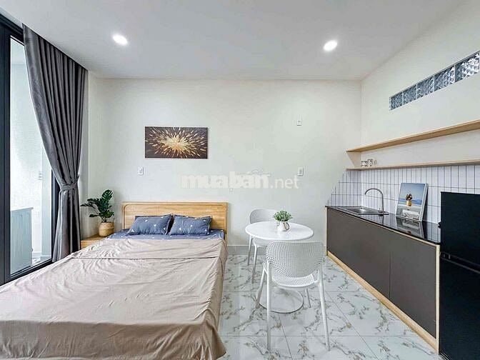🏡CĂN HỘ BAN CÔNG RIÊNG ĐẦY ĐỦ NỘI THẤT NGAY SÂN BAY TÂN SƠN NHẤT 🏡