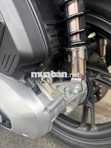 Honda SHvn 125i cbs dkld 2024 odo 5k9