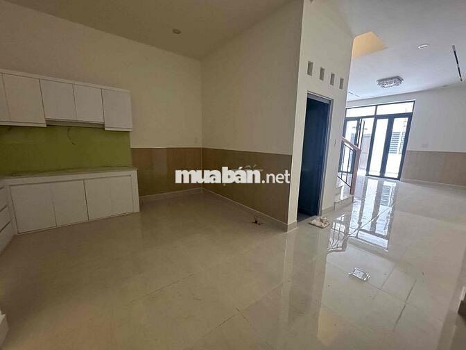 GÒ VẤP. CHDV 3 TẦNG. 84M2. THU NHẬP 25TR/TH. HXH TRƯỚC NHÀ. NHỈNH 6TỶ