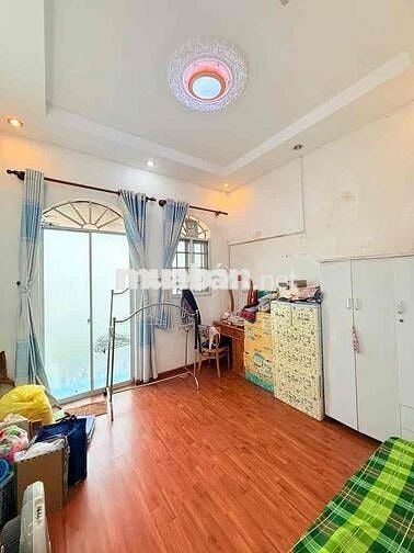 NHÀ 2 TẦNG - NGANG 3.5M - HXH - TẶNG NỘI THẤT - TÂN BÌNH KHU SÂN BAY