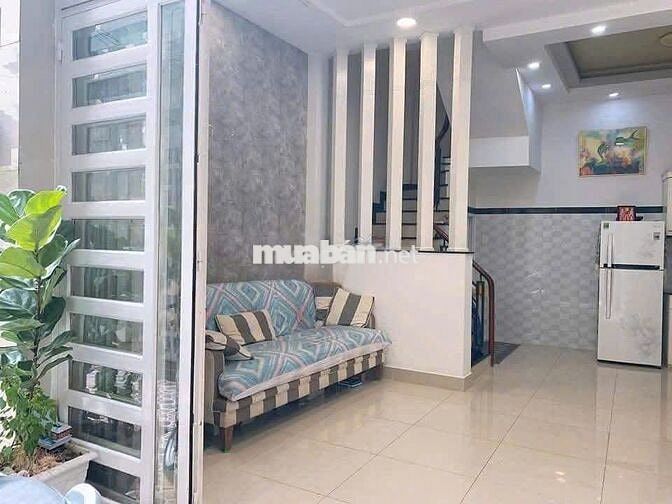Cho Thuê Nhà Đường Huỳnh Văn Bánh, Phú Nhuận ( Cho Làm CHDV - KD Tự Do