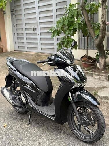Honda SHvn 125i cbs dkld 2024 odo 5k9