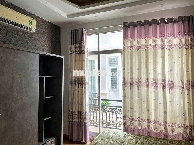Cho Thuê Nhà Đường Huỳnh Văn Bánh, Phú Nhuận ( Cho Làm CHDV - KD Tự Do
