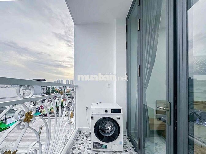 🏡CĂN HỘ BAN CÔNG RIÊNG ĐẦY ĐỦ NỘI THẤT NGAY SÂN BAY TÂN SƠN NHẤT 🏡