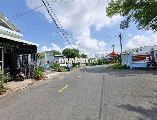 ANH THÔNG RAO BÁN LÔ ĐẤT SÁT CẠNH CẦU VƯỢT CỦ CHI, 430TR, CÓ SỔ RIÊNG!