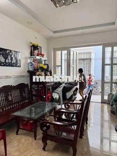 Cần BÁN GẤP nhà 1 Trệt 1 lầu Sát MT Đ.TÂY SƠN Ngay CHỢ TÂN HƯƠNG