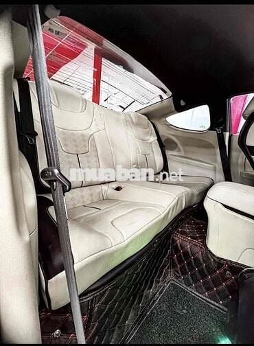 Hyundai Coupe 2011 - 2 cửa - đỏ 112000 km