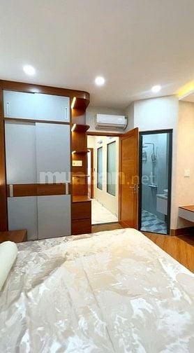 Em cần bán nhà mặt tiền Hoa Sữa, Phú Nhuận 64m2, 1T2L ST. Giá 7,2 tỷ