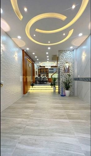Em cần bán nhà mặt tiền Hoa Sữa, Phú Nhuận 64m2, 1T2L ST. Giá 7,2 tỷ