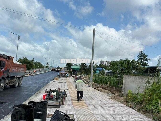 Cần bán 250m có 100m Thổ P. 3( nay là Phường Phước Hậu), T Vĩnh Long