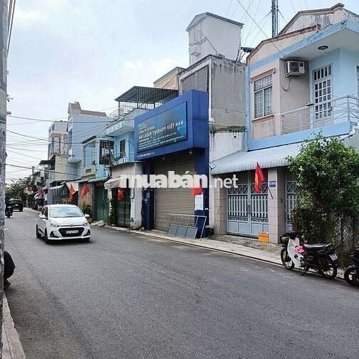 Nhà 1 lầu đúc kiên cố,mặt,ngang 5 dài 20
