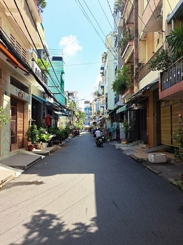 Bán nhà giáp q10 - Ngay 3/2 - Thái Phiên - 31m2 - giá 5,9 tỷ