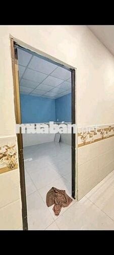 Nhà mới  dt4*15m,2pn, gác đúc lững,hẽm thông xe hơi chạy