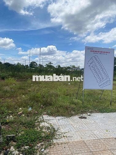 Đất chợ đêm xuyên mộc 82m2 trục chính Xã Hồ Tràm TP HCM