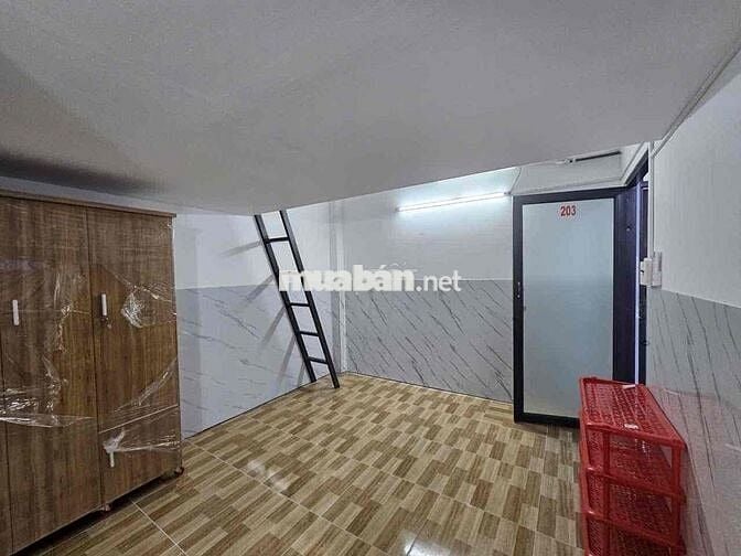 PHÒNG TRỌ SINH VIÊN CÓ GÁC BANCOL NGAY ETOWN CỘNG HOÀ VHU VAA HUIT PNT