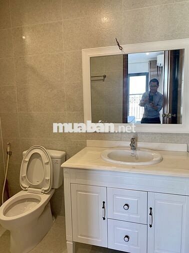 Chủ nhà gửi CH The Emera, CT8 Đình Thôn 2PN 86m đủ đồ đẹp giá 18tr/th