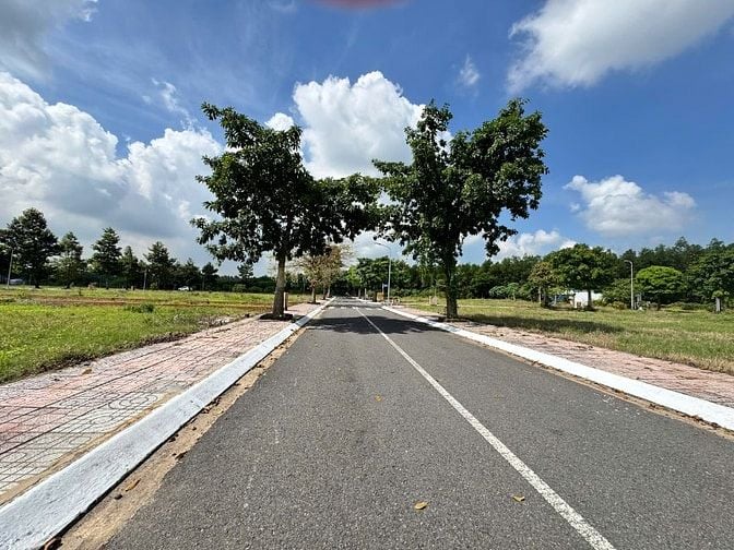 BÁN NHANH LÔ 100M2 NGAY KHU DÂN CƯ AN VIỄN - GIÁ CHỈ 8 TRIỆU/M2 - 