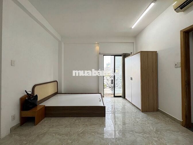 STUDIO BAN CÔNG THOÁNG MÁT NGAY NHIÊU TỨ - PHAN ĐĂNG LƯU - HOA SỨ