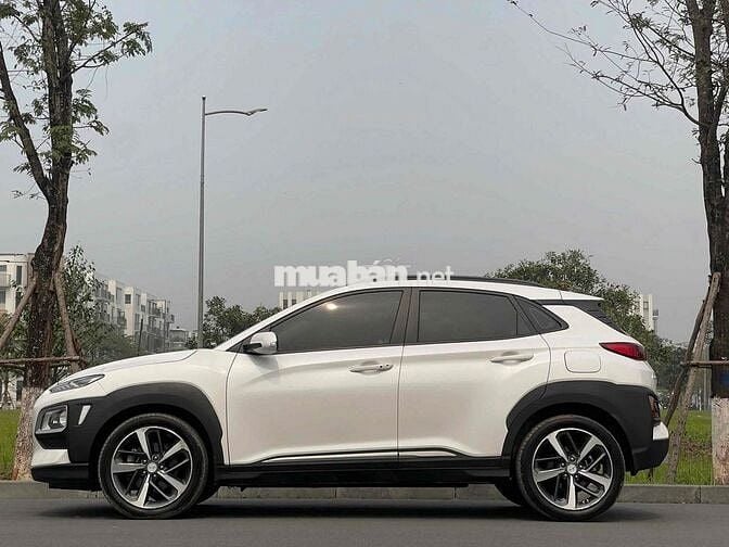 Hyundai Kona 1.6Turbo sx 2018 màu trắng rẻ đẹp