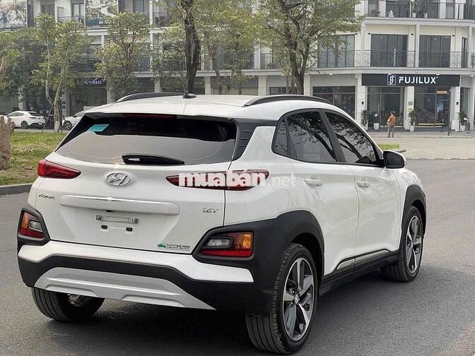 Hyundai Kona 1.6Turbo sx 2018 màu trắng rẻ đẹp
