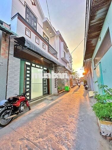 Bán gấp Nhà Trệt Lầu hẻm 567 Hồ Bún Xáng gần Trường ĐH Cần Thơ giá rẻ