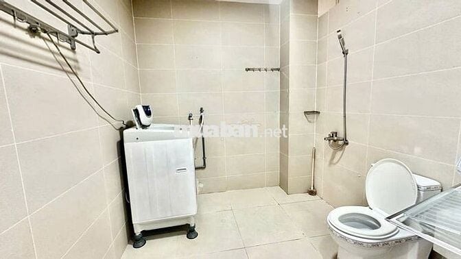 TUYỆT ĐẸP CĂN HỘ BAN CÔNG MỚI 2PN - 1 PK - Tách bếp - 2 WC