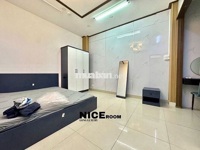 Cho Thuê 2PN Nội Thất Cao Cấp , Đường Bạch Đằng Gần Ngã Tư Hàng Xanh