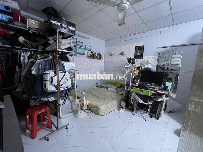 CẦN 1 NAM Ở GHÉP PHẠM THẾ HIỂN Q8
