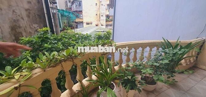 Nhà Ngõ Oto Lý Nam Đế Hoàn Kiếm 21,5Ty 60m2 mặt tiền 5m hai mặt Thoáng