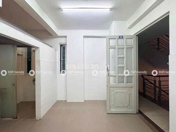 Phòng không gác cửa sổ trời sạch sẽ đường Hoà Bình - Tô Hiệu